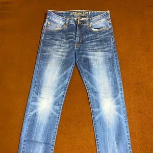 Men’s jeans. 30 x32 slim fit.